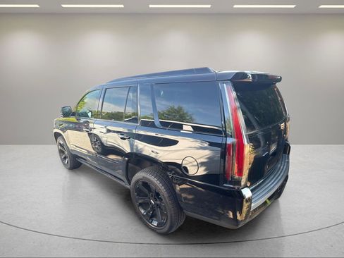 Used 2019 Cadillac Escalade Platinum AWD/4WD image 9