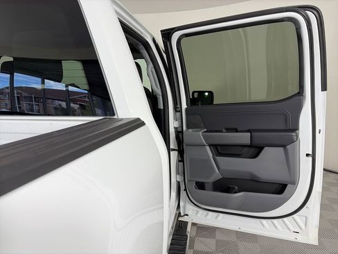 Certified 2024 Ford F150 XLT w/ Mobile Office Package image 29