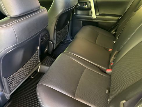 Used 2023 Toyota 4Runner Limited AWD/4WD image 15