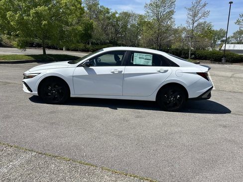 New 2026 Hyundai Elantra Sport FWD image 4