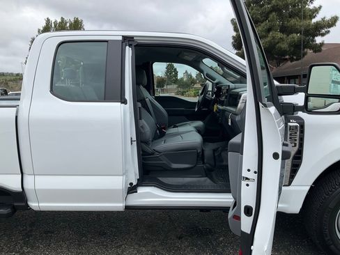 New 2025 Ford F250 XL w/ XL Chrome Package image 47