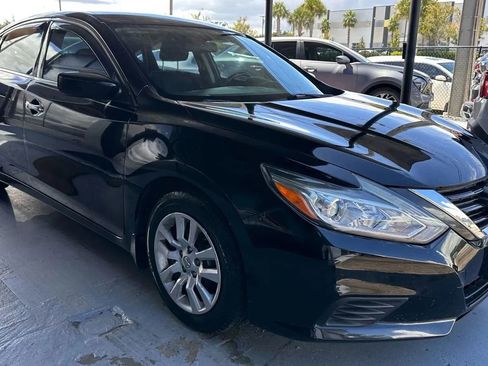 Used 2017 Nissan Altima 2.5 S w/ Power Driver Seat Package FWD image 4