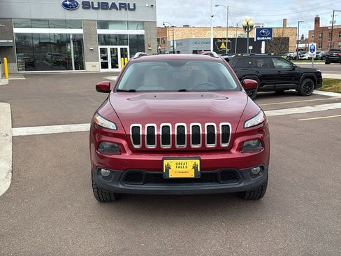 Used 2015 Jeep Cherokee Latitude AWD/4WD image 2
