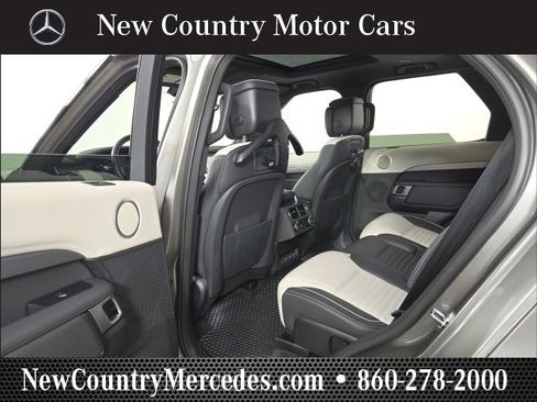 Used 2022 Land Rover Discovery HSE R-Dynamic image 16