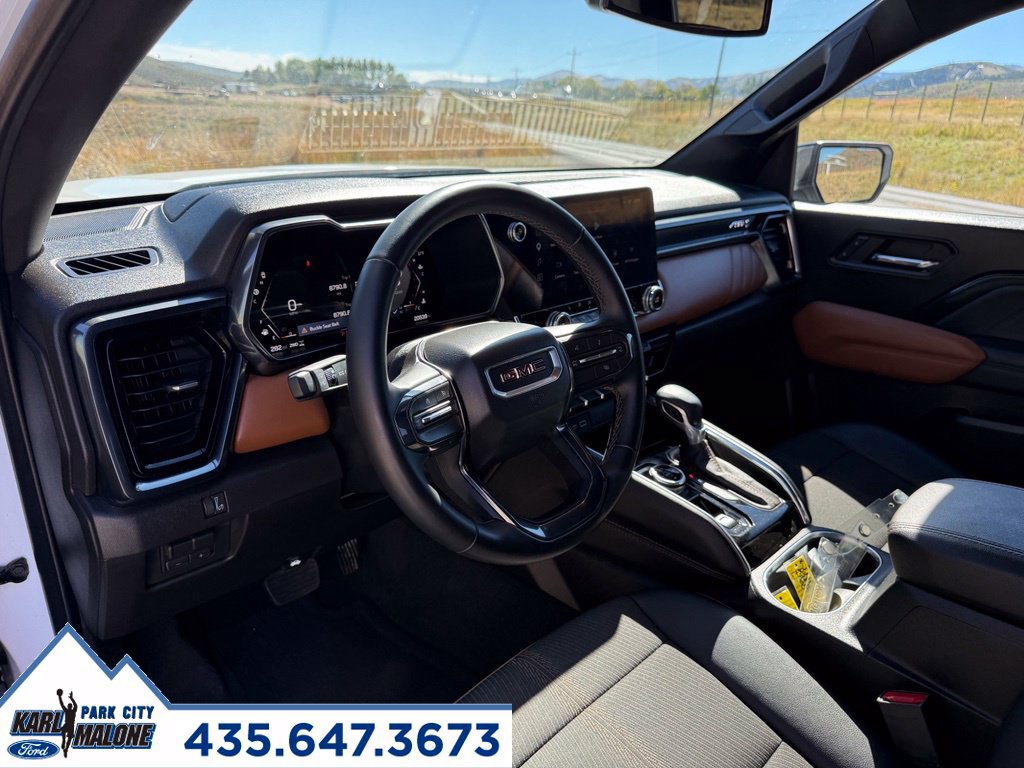 Used 2026 GMC Canyon AT4 AWD/4WD image 16