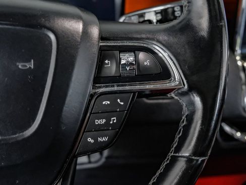Used 2020 Lincoln Navigator L Reserve RWD image 17