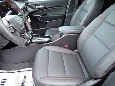 New 2026 Chevrolet Trax RS w/ Sunroof Package image 12