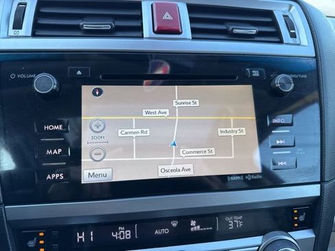 Used 2017 Subaru Outback 2.5i Limited image 8