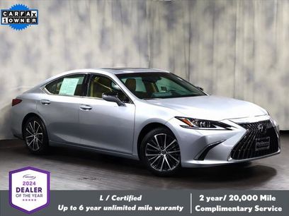 Certified 2025 Lexus ES 350 w/ Premium Package