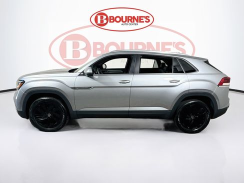 Used 2023 Volkswagen Atlas Cross Sport SE w/ Panoramic Sunroof Package AWD/4WD image 8