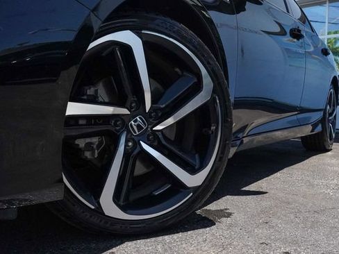 Used 2022 Honda Accord Sport image 28