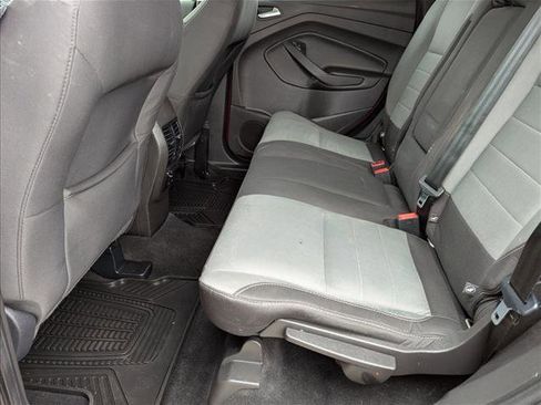Used 2016 Ford Escape SE w/ Equipment Group 201A AWD/4WD image 18