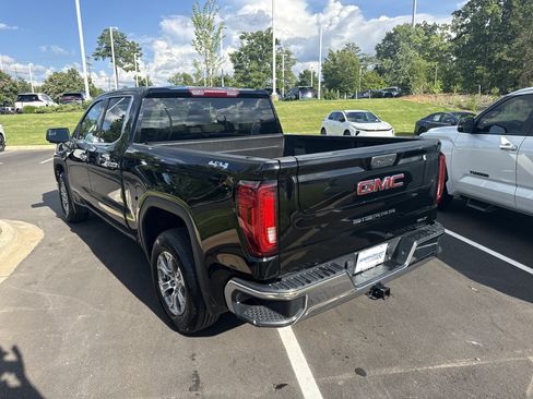 Used 2025 GMC Sierra 1500 SLT AWD/4WD image 7