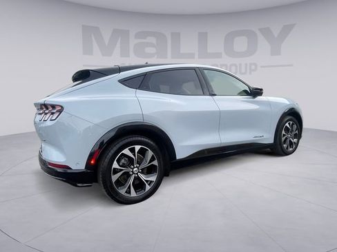 Used 2022 Ford Mustang Mach-E Premium image 5