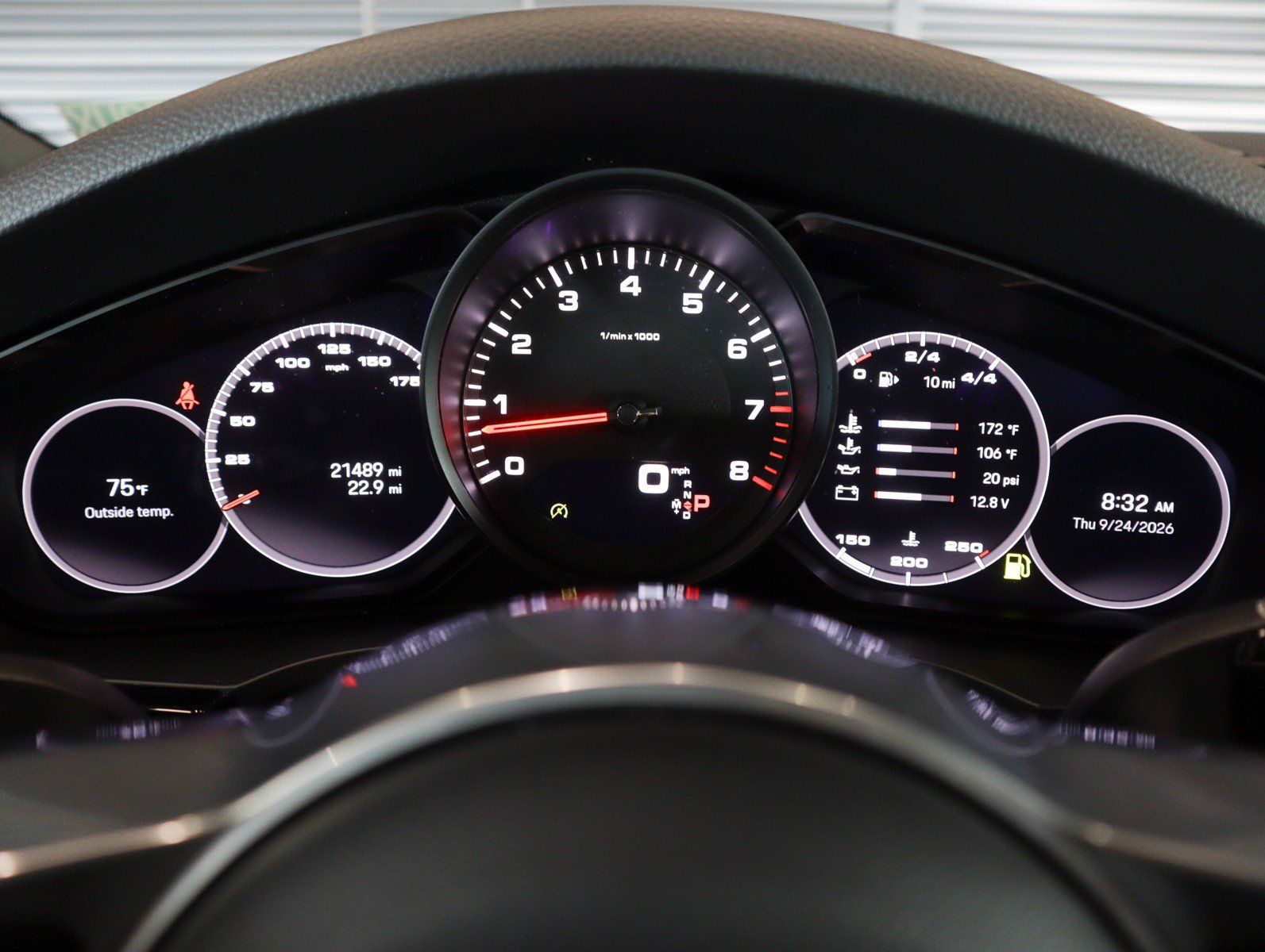Certified 2022 Porsche Cayenne AWD/4WD image 21