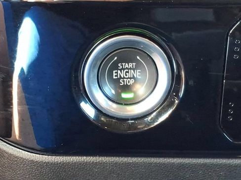 Used 2023 Chevrolet Silverado 1500 LT AWD/4WD image 21