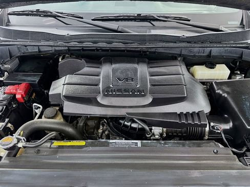 Used 2021 Nissan Titan PRO-4X w/ Pro-4x Utility Package image 30