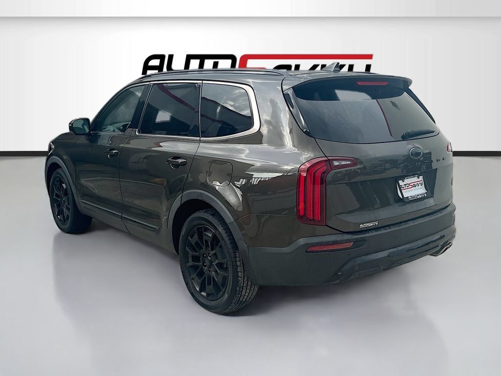Used 2021 Kia Telluride SX w/ Nightfall Edition Package AWD/4WD image 5