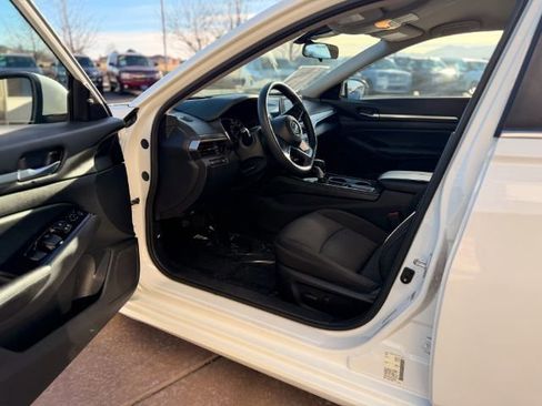 Used 2023 Nissan Altima 2.5 SV FWD image 13