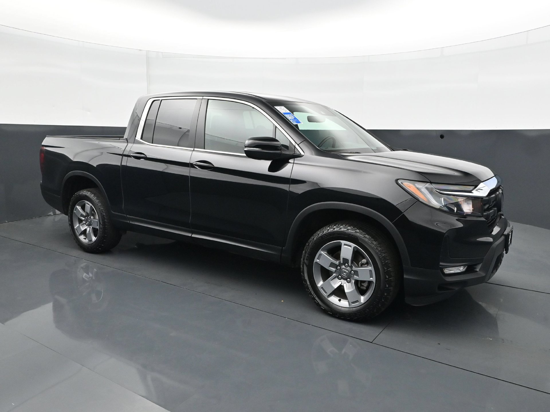 Used 2025 Honda Ridgeline RTL image 9