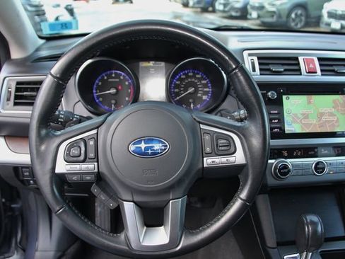 Used 2016 Subaru Outback 3.6R Limited image 18