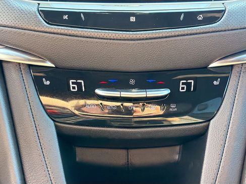 Used 2021 Cadillac XT5 Luxury image 33