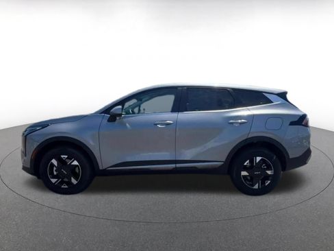 Used 2026 Kia Sportage LX AWD/4WD image 9