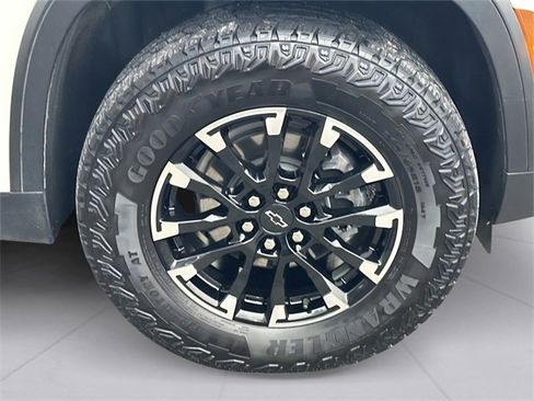 Used 2024 Chevrolet Traverse Z71 image 28