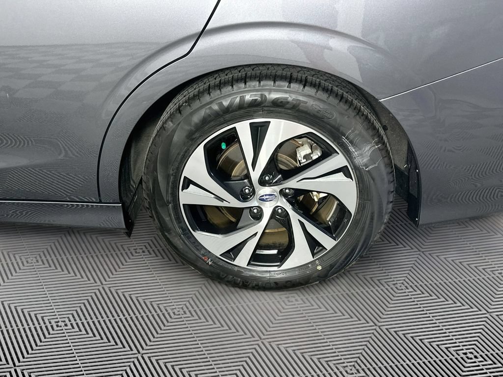 Used 2025 Subaru Legacy Premium AWD/4WD image 38
