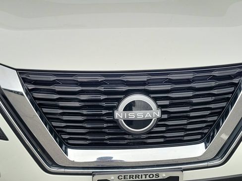 Used 2023 Nissan Rogue S FWD image 26