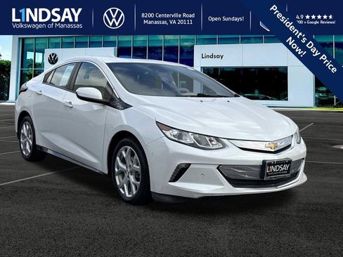 Used 2016 Chevrolet Volt Premier w/ Driver Confidence Package image 1