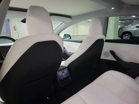 Used 2025 Tesla Model 3 RWD image 13