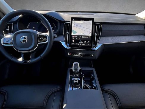 New 2026 Volvo XC90 B6 Ultra w/ Protection Package image 5