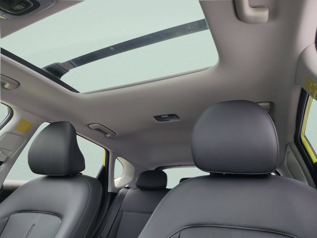 New 2026 Hyundai Kona Limited FWD image 26