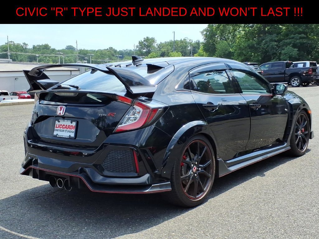 Used 2017 Honda Civic Type R image 6