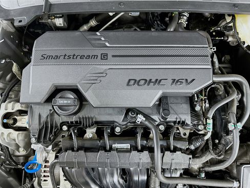 Used 2025 Kia K4 LXS image 32