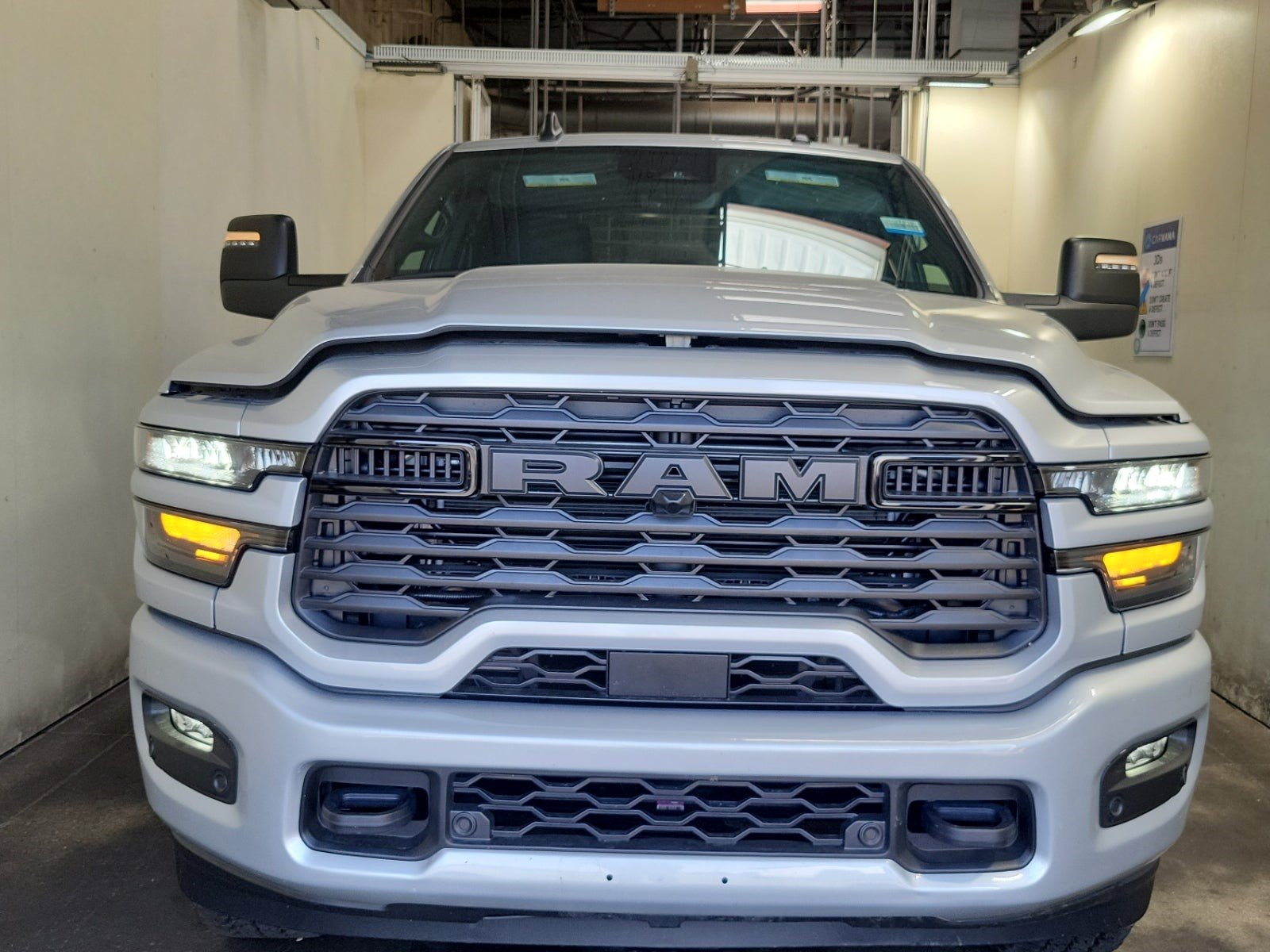 Used 2026 RAM 2500 Big Horn AWD/4WD image 3