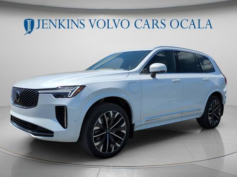 New 2026 Volvo XC90 T8 Plus w/ Protection Package Premier AWD/4WD image 7
