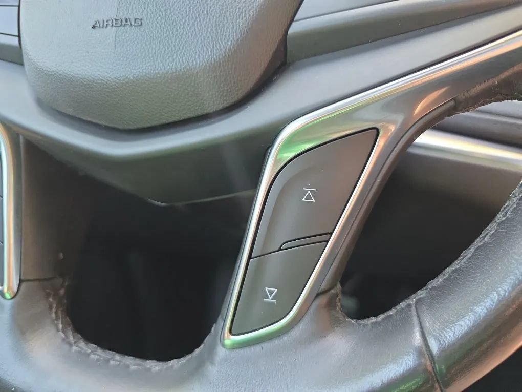 Used 2019 Cadillac XT5 Premium Luxury FWD image 23