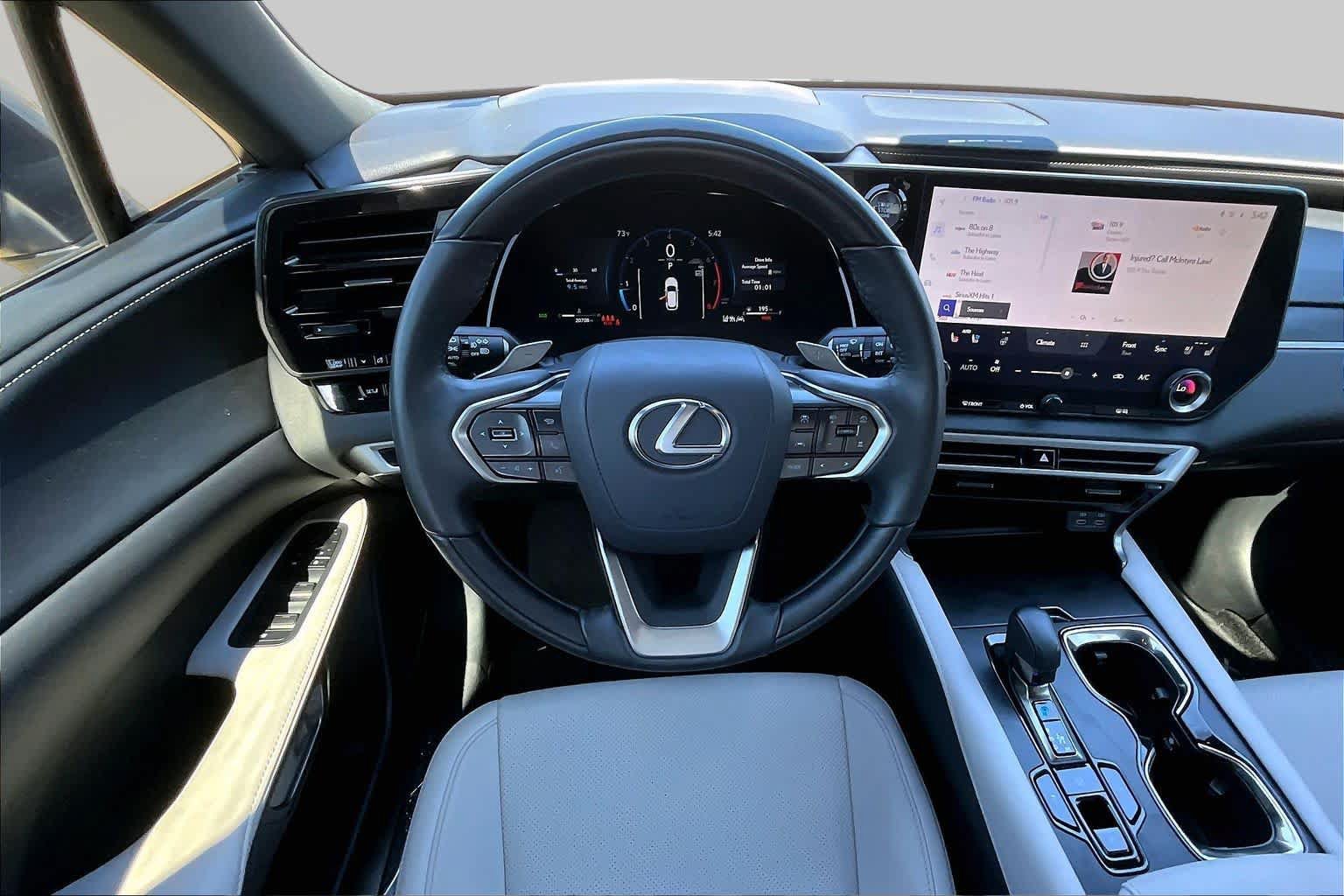 Used 2025 Lexus RX 350 Premium FWD image 16