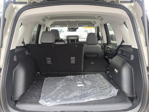 New 2025 Ford Bronco Sport Badlands image 13