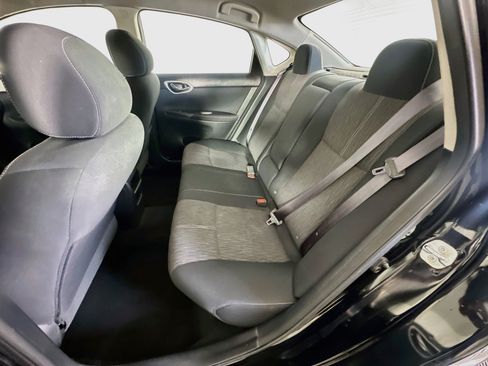 Used 2014 Nissan Sentra SV FWD image 24