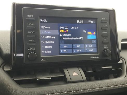 Used 2022 Toyota RAV4 XLE image 27