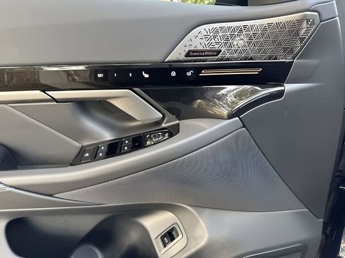 New 2026 BMW 530i xDrive w/ M Sport Package image 17