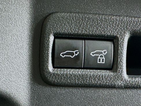 Used 2023 Subaru Solterra AWD image 30