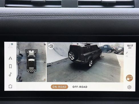 Used 2020 Land Rover Defender 110 First Edition AWD/4WD image 31