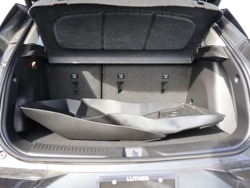 Used 2022 Buick Encore GX Essence w/ Advanced Technology Package image 17