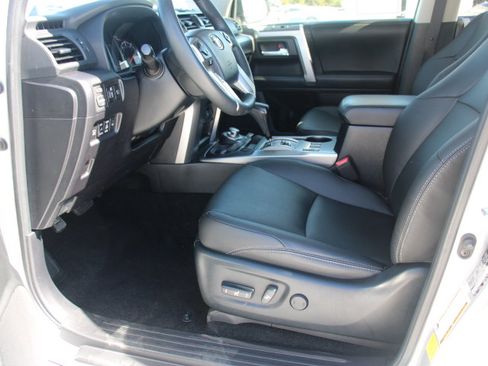 Certified 2024 Toyota 4Runner TRD Sport w/ Technology Package AWD/4WD image 12