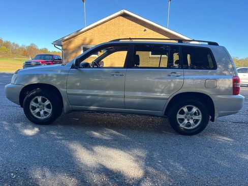 Used 2002 Toyota Highlander GREAT VALUE AWD image 6