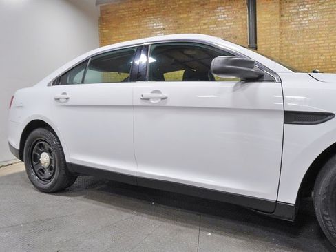 Used 2018 Ford Taurus Police Interceptor w/ Ready For The Road Package FWD image 9